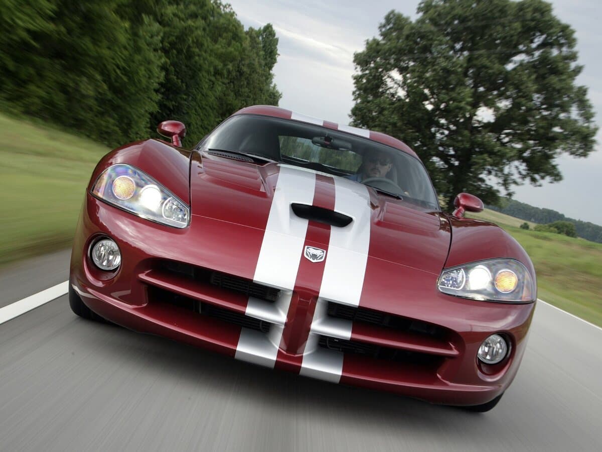 Dodge Viper IV — Öndən