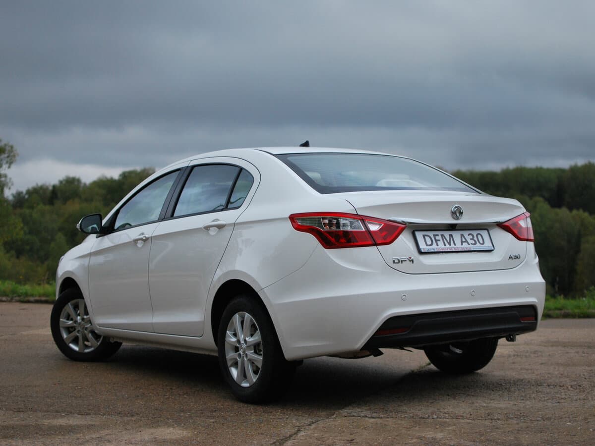 Dongfeng A30 I — 3/4 arxadan