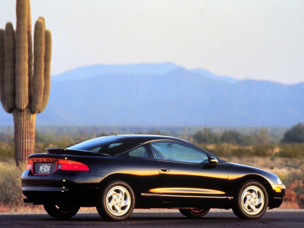 Eagle Talon II — Yandan