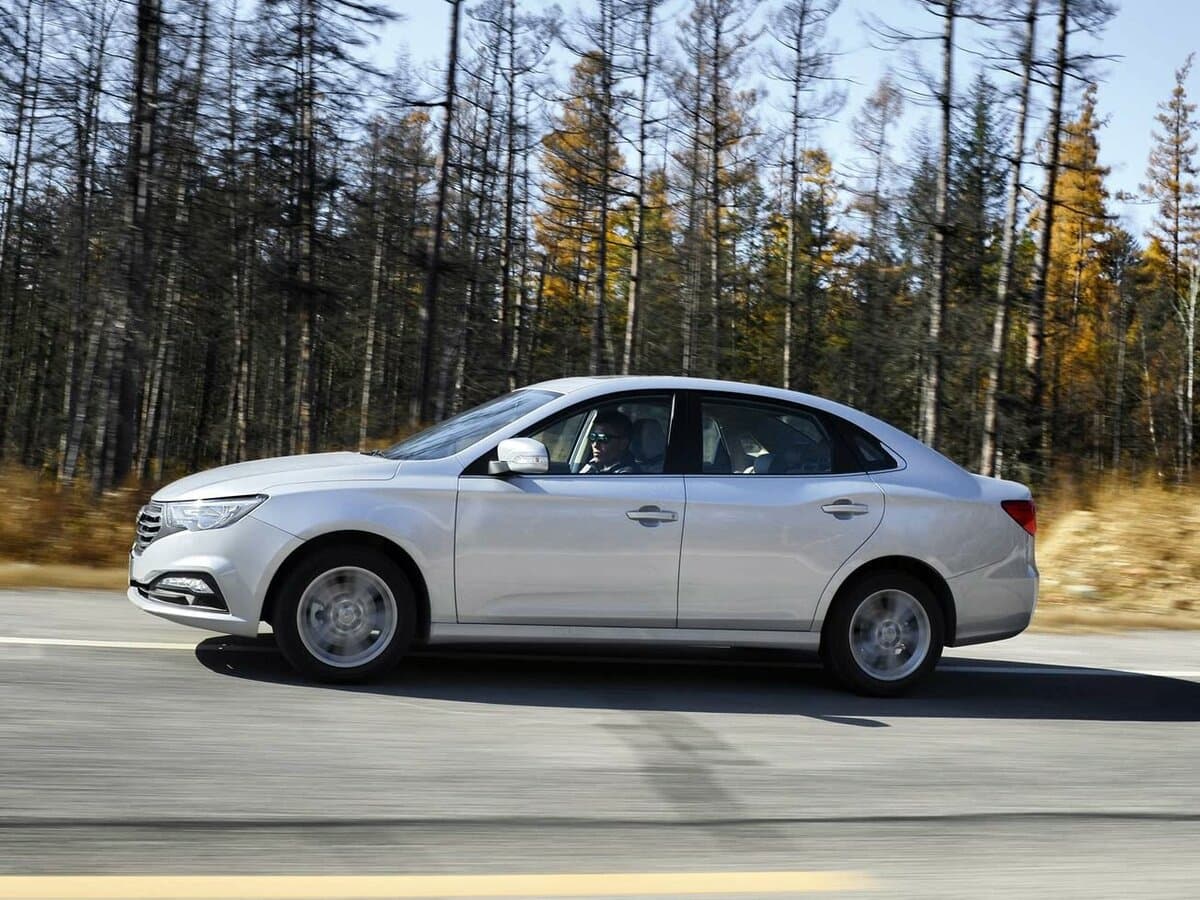 FAW Besturn B30 I — Yandan