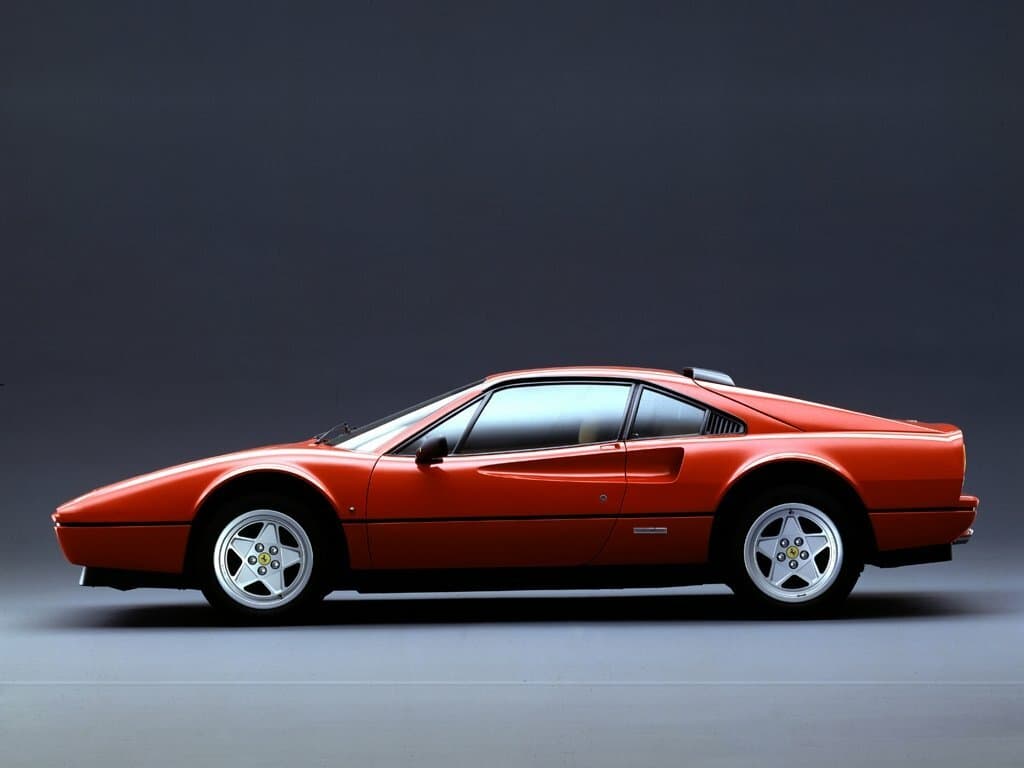 Ferrari 328 1985 – 1989 — Yandan
