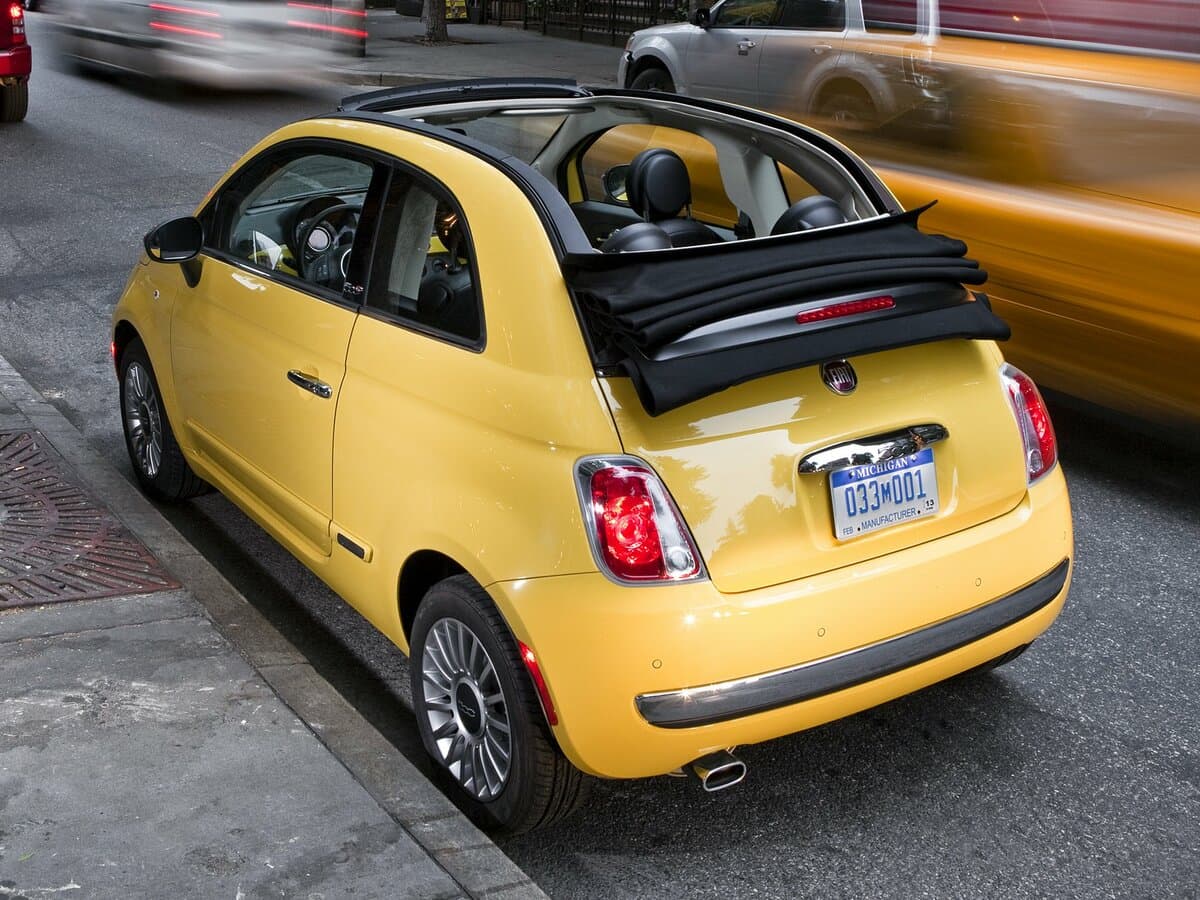 Fiat 500 II — 3/4 arxadan