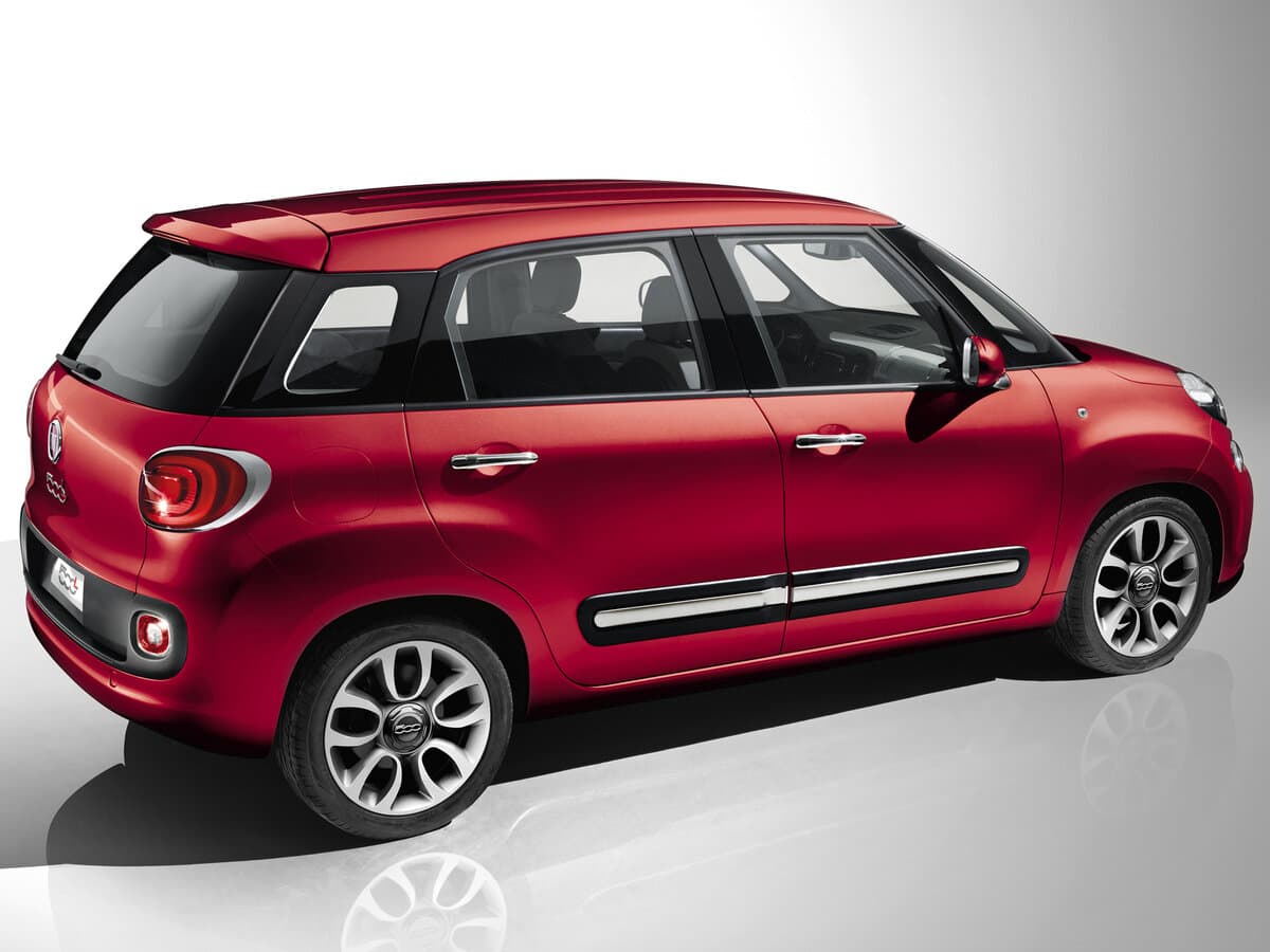 Fiat 500L I — 3/4 arxadan