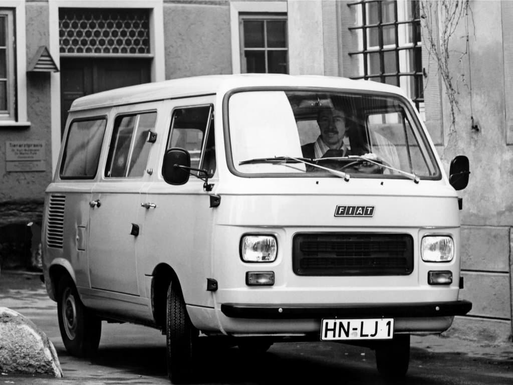 Fiat 900T 1976 – 1985 — Öndən