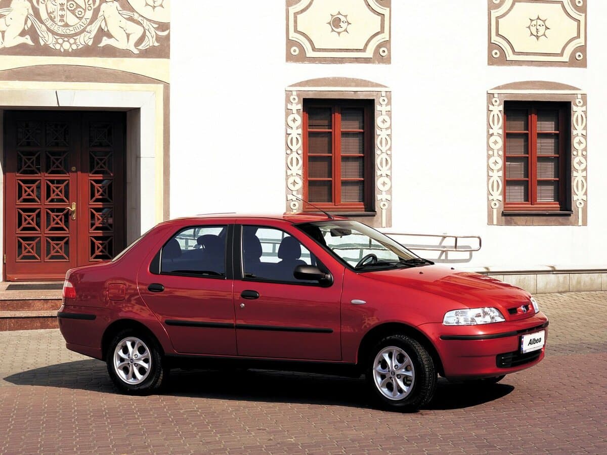 Fiat Albea I — Yandan