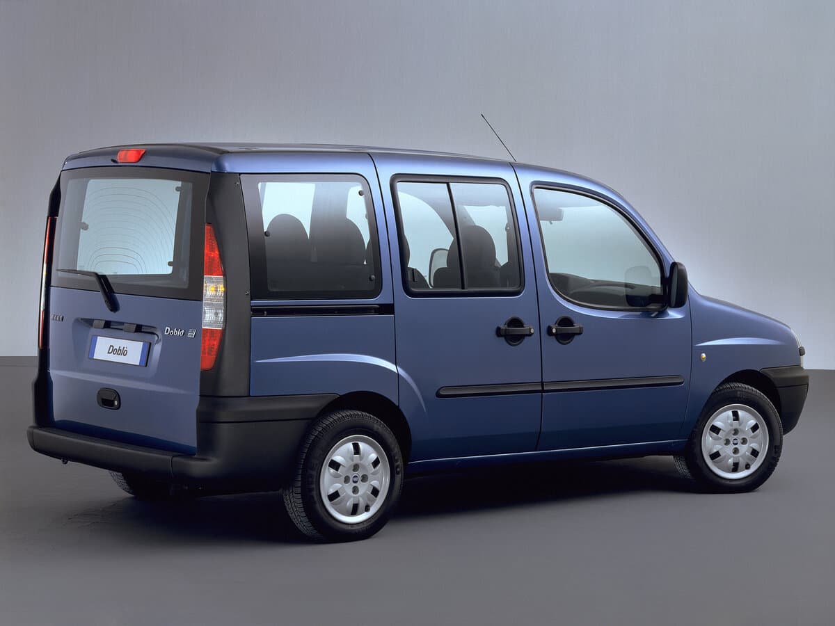 Fiat Doblo I — 3/4 arxadan