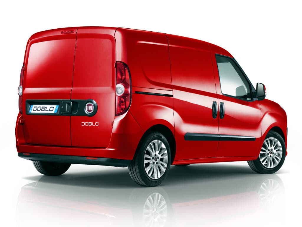 Fiat Doblo II — 3/4 arxadan