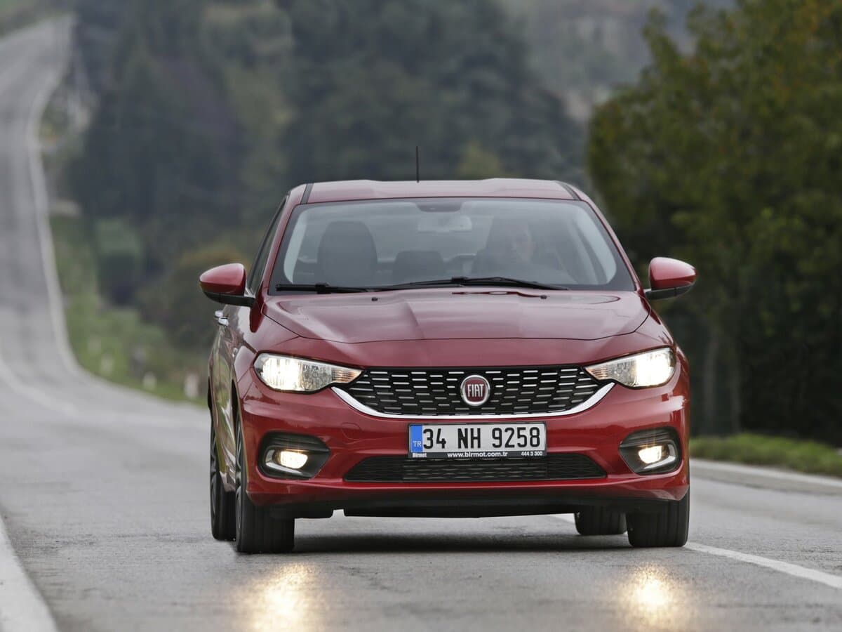 Fiat Egea I — Öndən