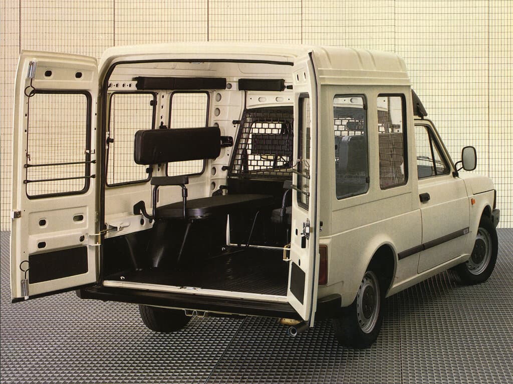 Fiat Fiorino I — 3/4 arxadan