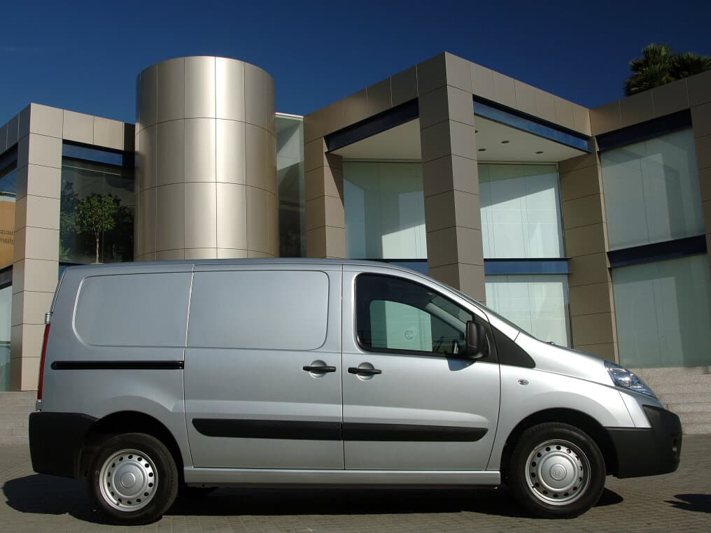 Fiat Scudo II — Yandan