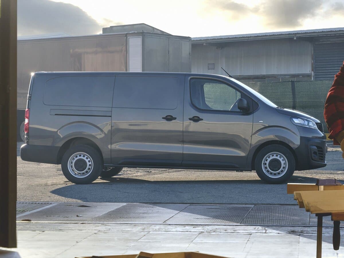 Fiat Scudo III — Yandan