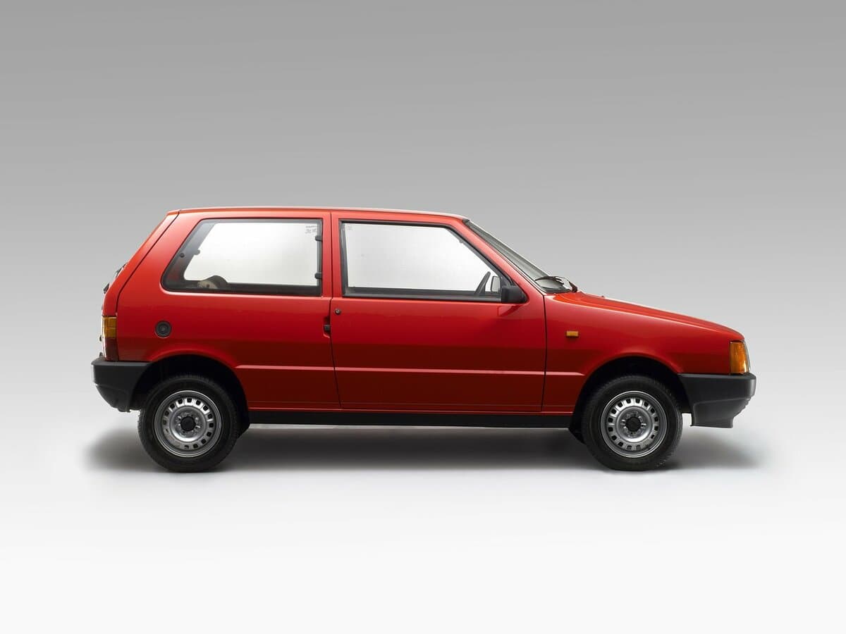 Fiat Uno I — Yandan