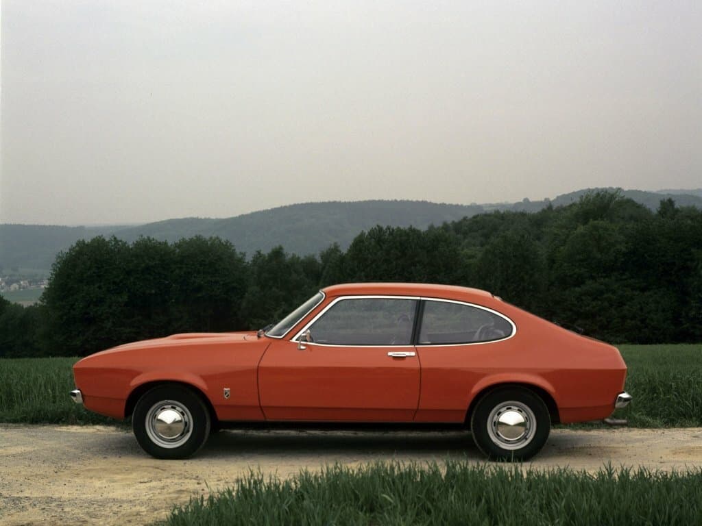 Ford Capri II — Yandan