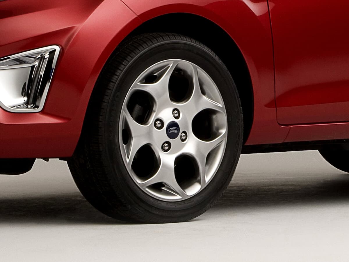 Ford Fiesta Mk6 — Təkər