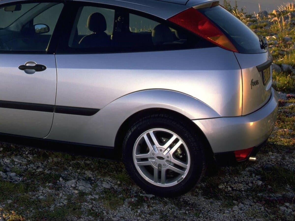 Ford Focus I — Təkər