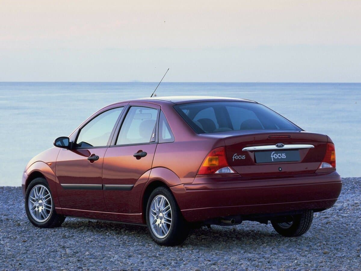 Ford Focus I — 3/4 arxadan