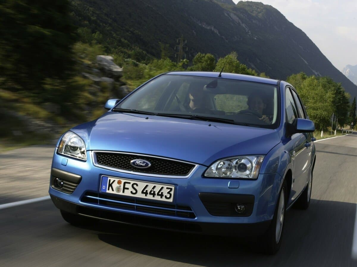 Ford Focus II — Öndən