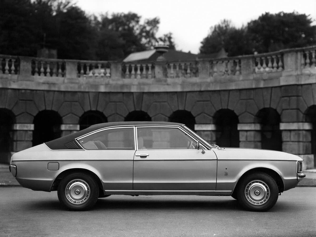 Ford Granada I — yandan görünüş