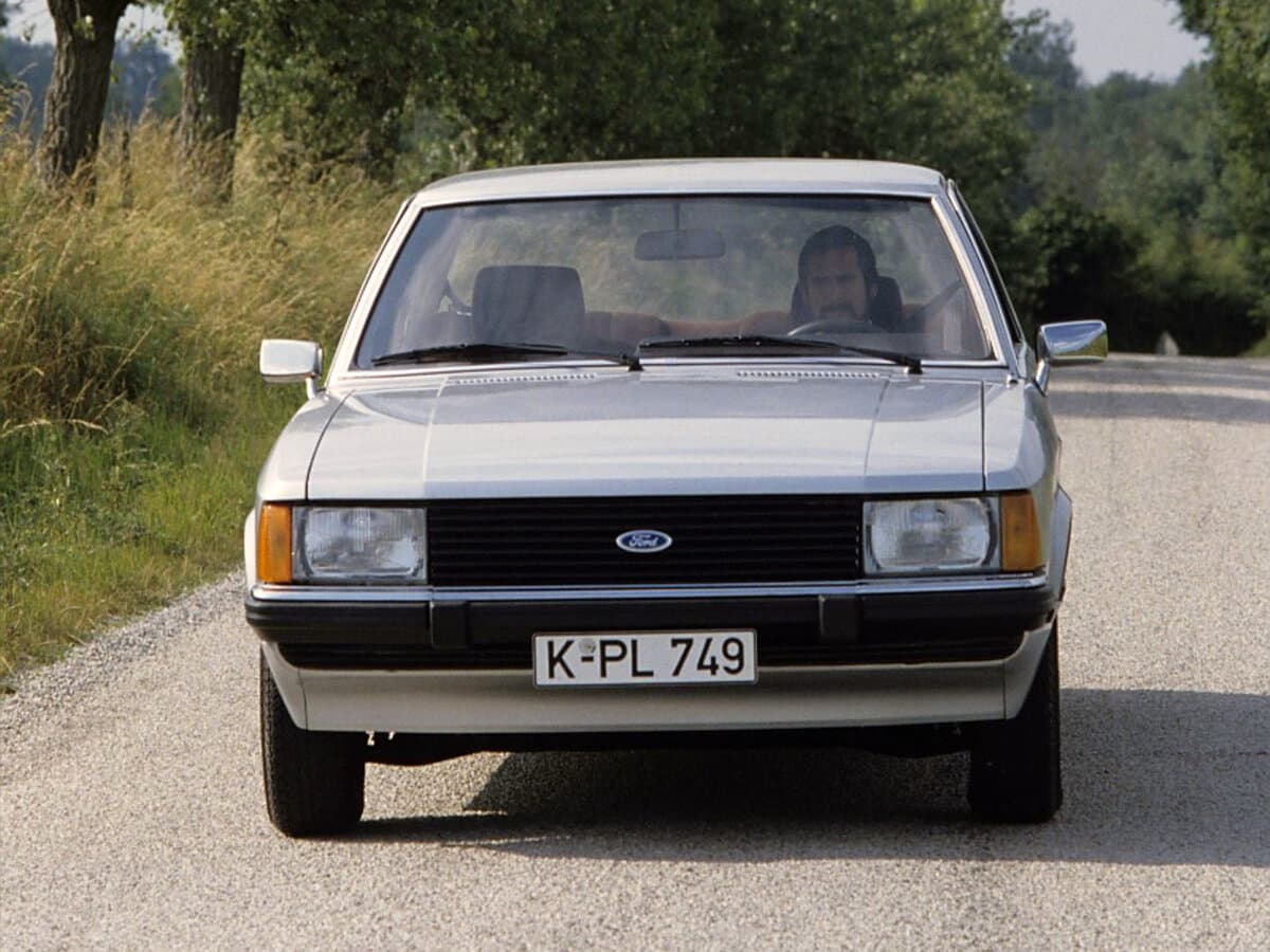 Ford Granada II — Öndən