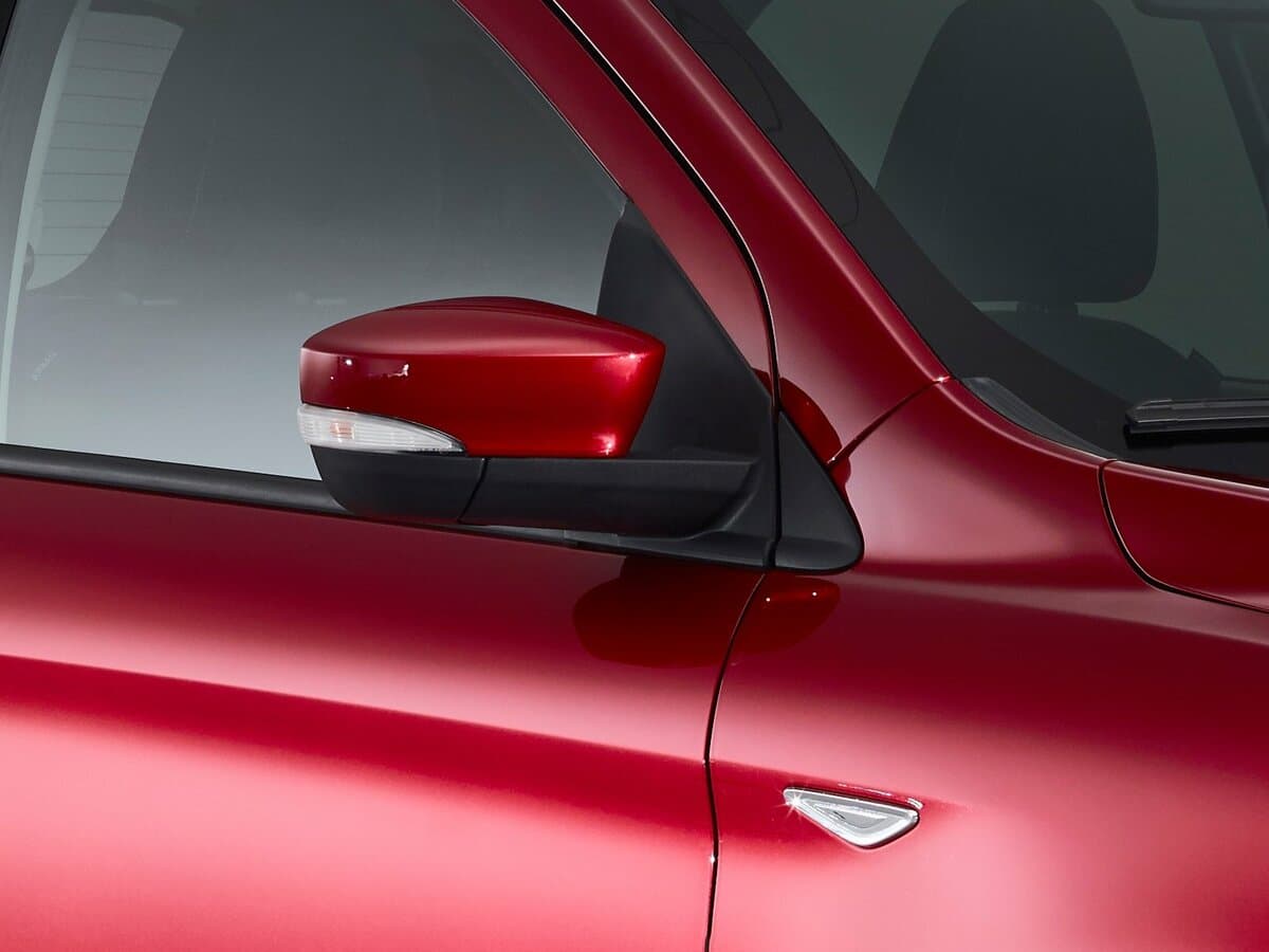 Ford KA III — Yan güzgü