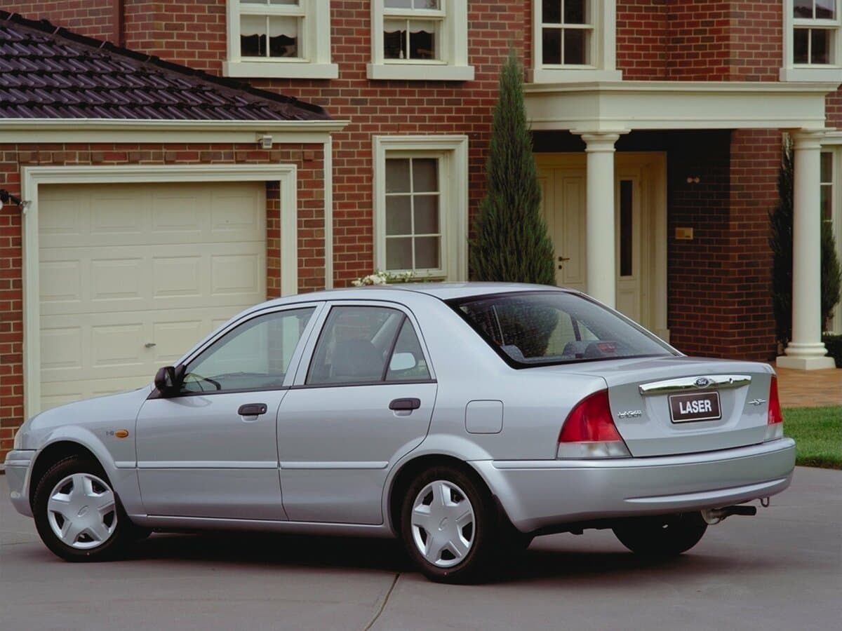 Ford Laser IV — 3/4 arxadan