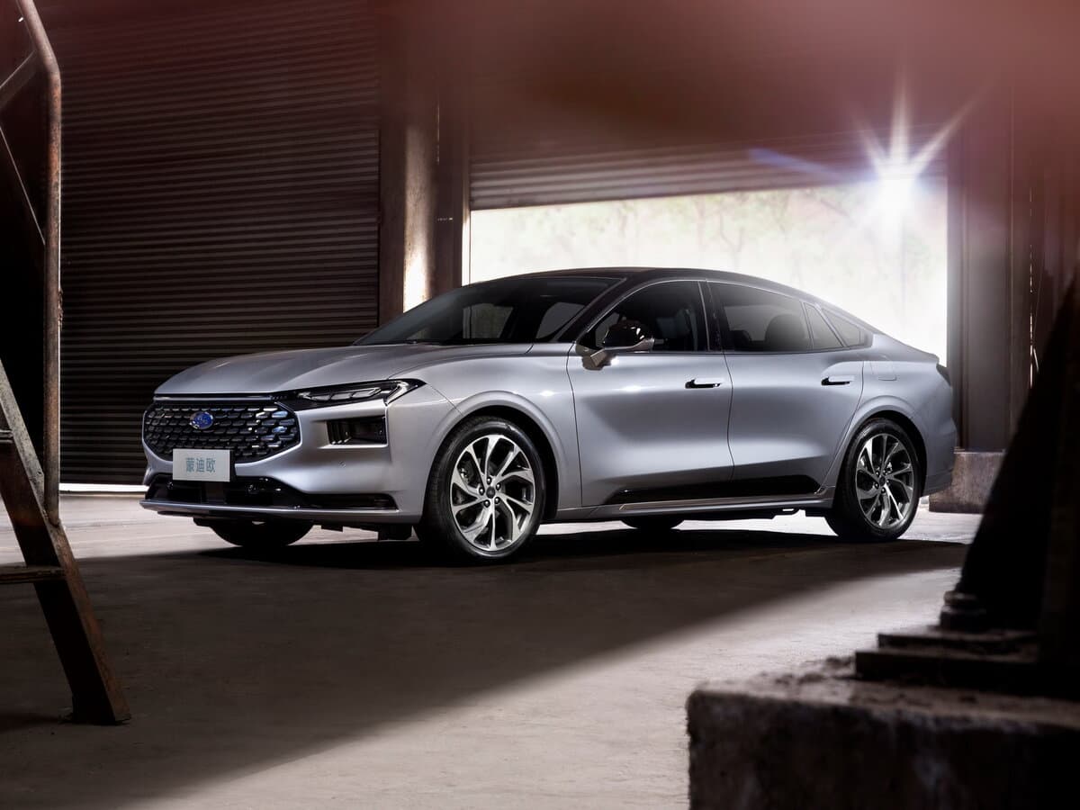 Ford Mondeo VI