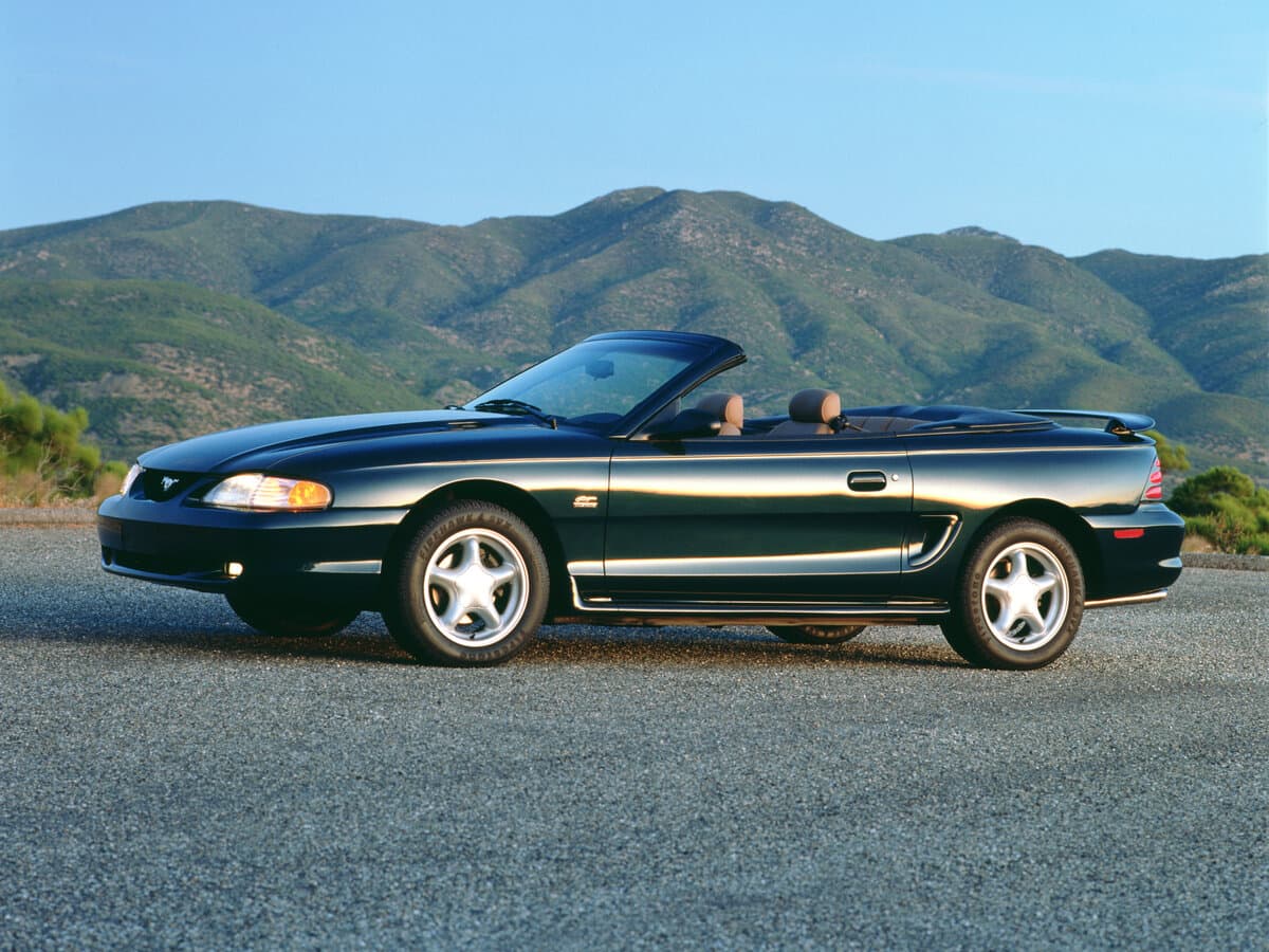 Ford Mustang IV — Yandan