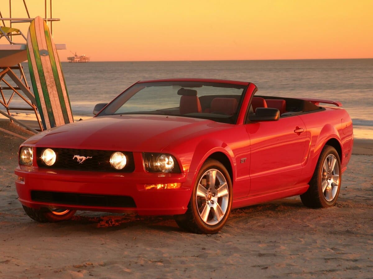 Ford Mustang V