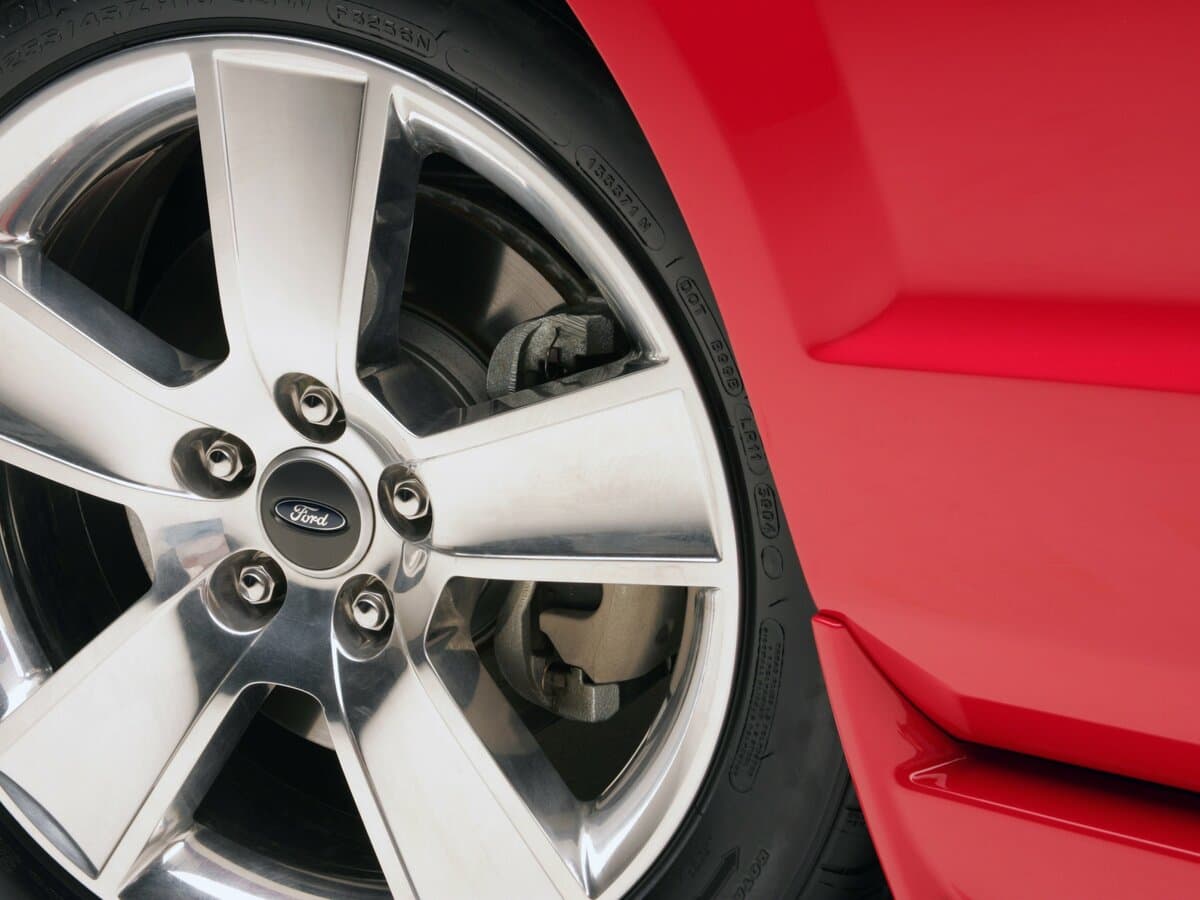 Ford Mustang V — Təkər