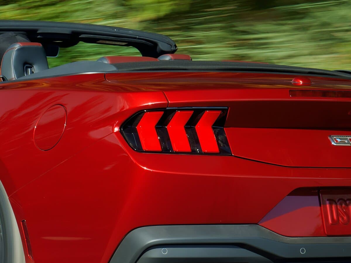 Ford Mustang VII — Detal