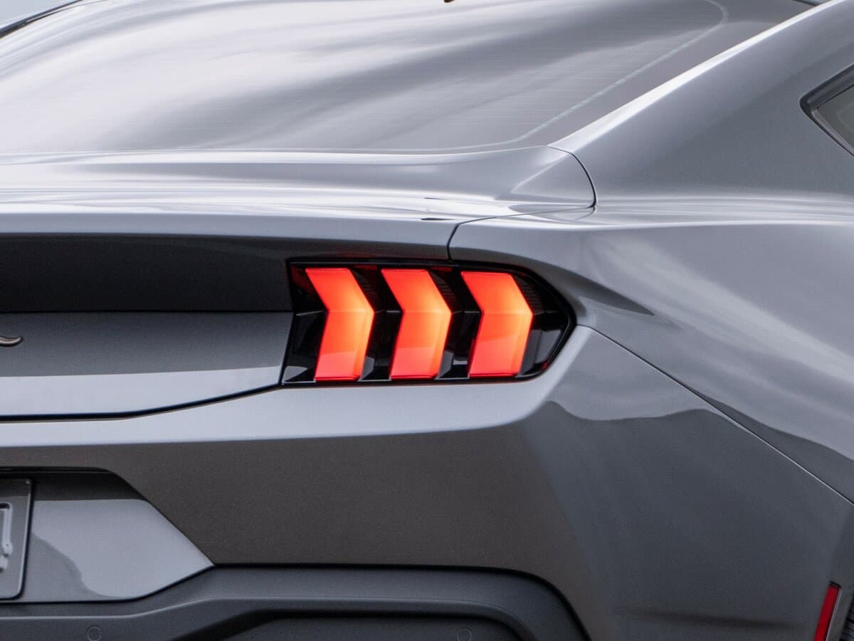 Ford Mustang VII — Detal