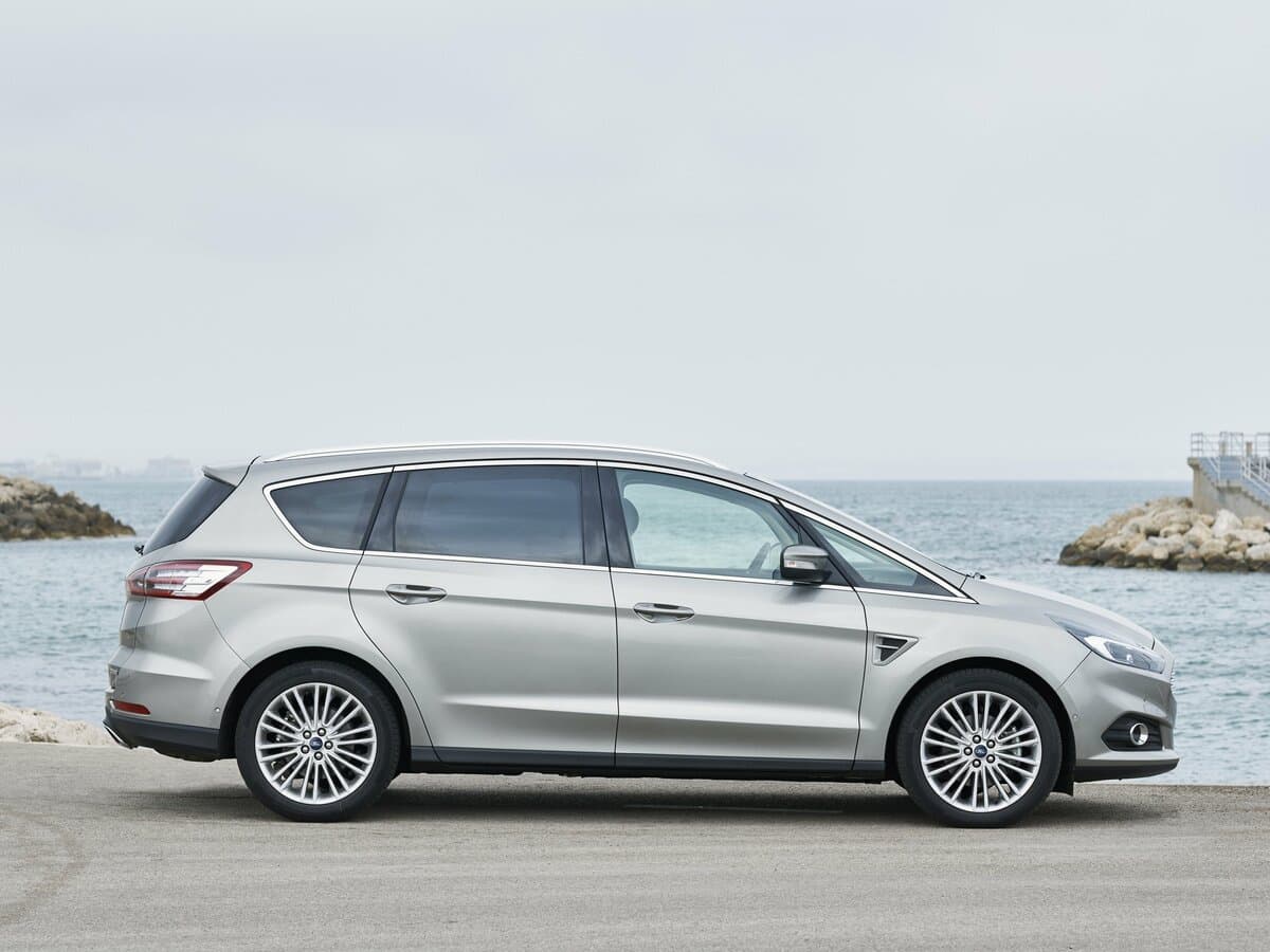 Ford S-MAX II — Yandan