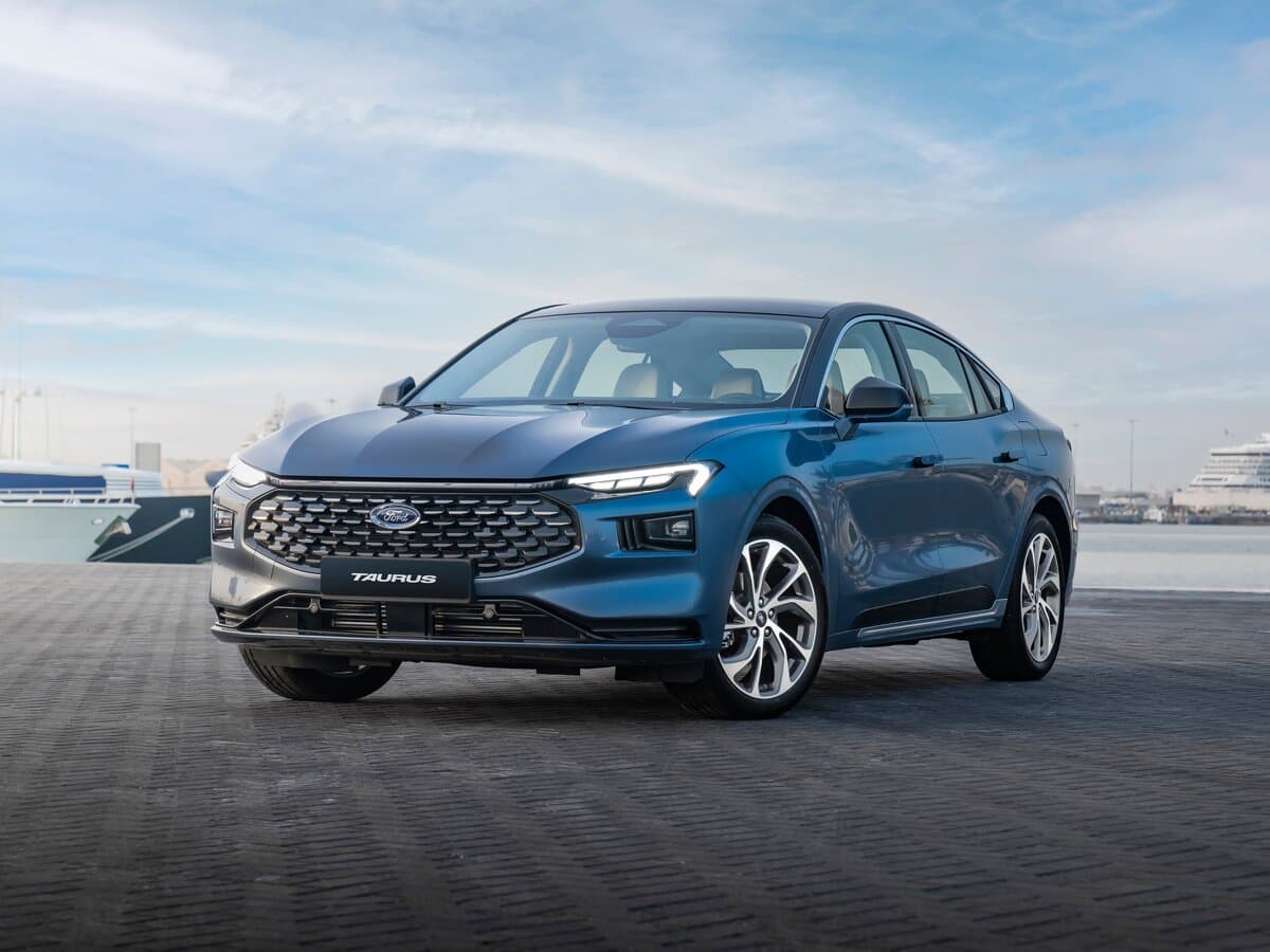 Ford Taurus VIII