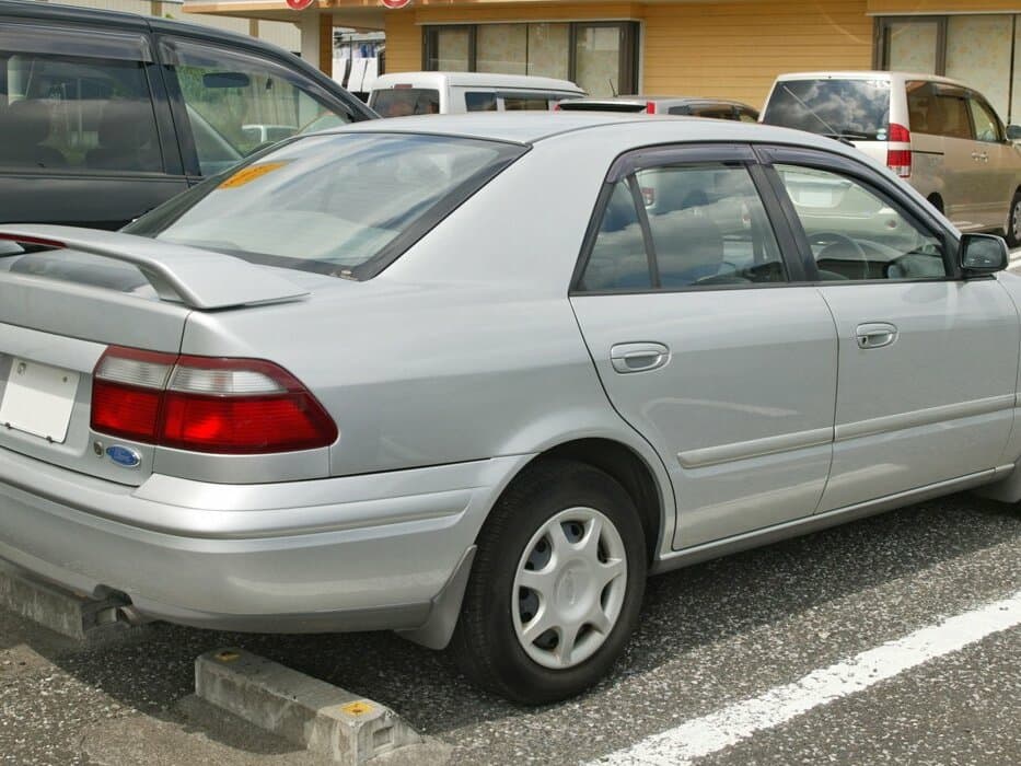 Ford Telstar V — 3/4 arxadan