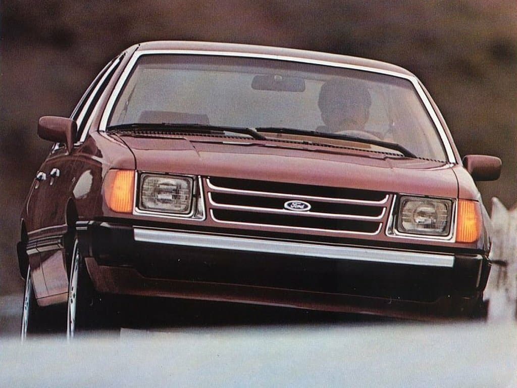 Ford Tempo 1983 – 1994 — Öndən