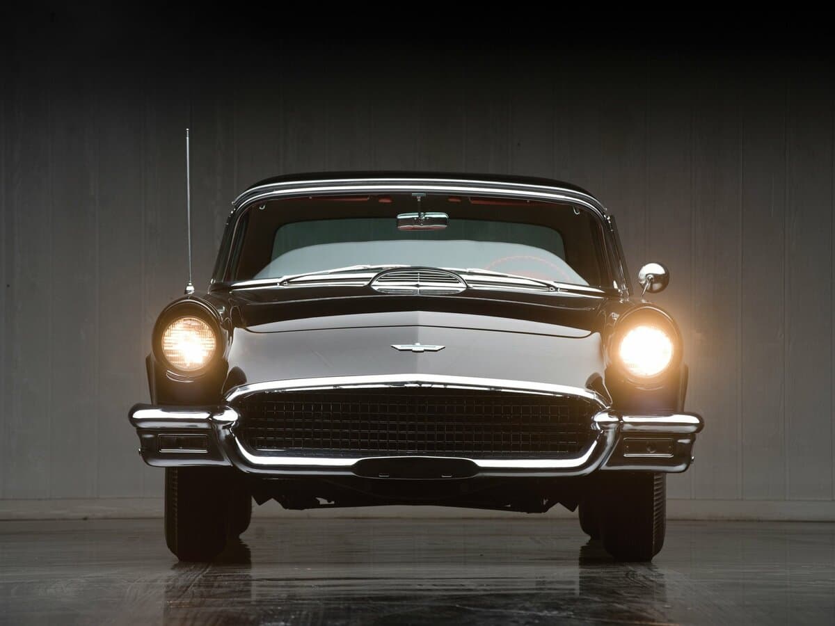 Ford Thunderbird I — Öndən