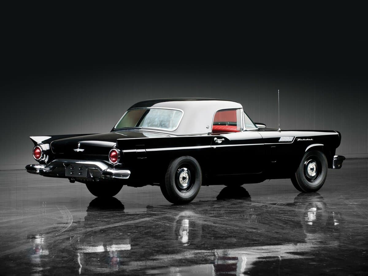 Ford Thunderbird I — 3/4 arxadan