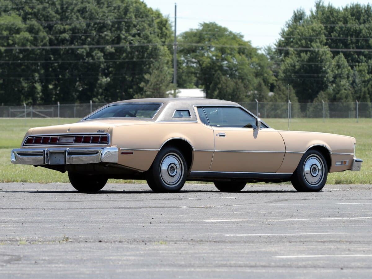 Ford Thunderbird VI — 3/4 arxadan