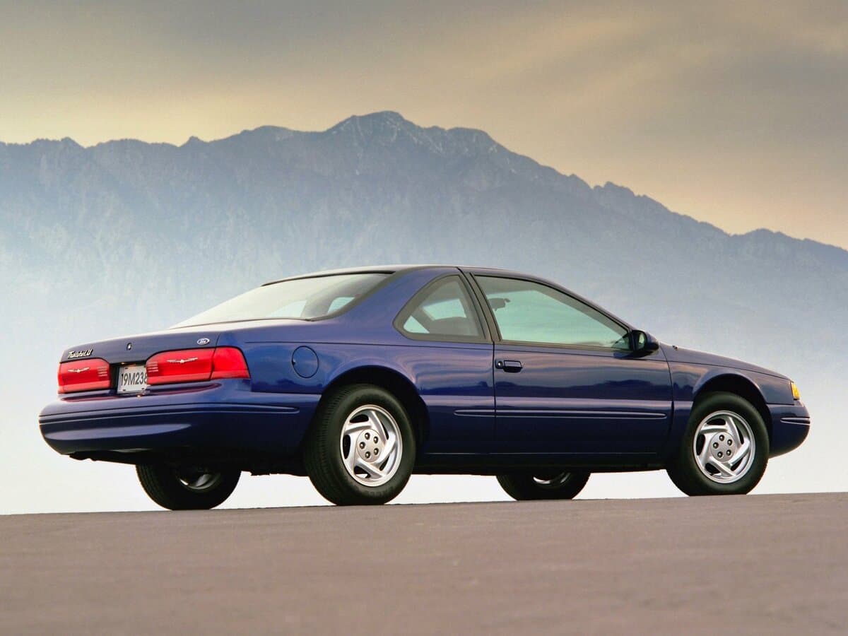 Ford Thunderbird X (Super Birds) — 3/4 arxadan