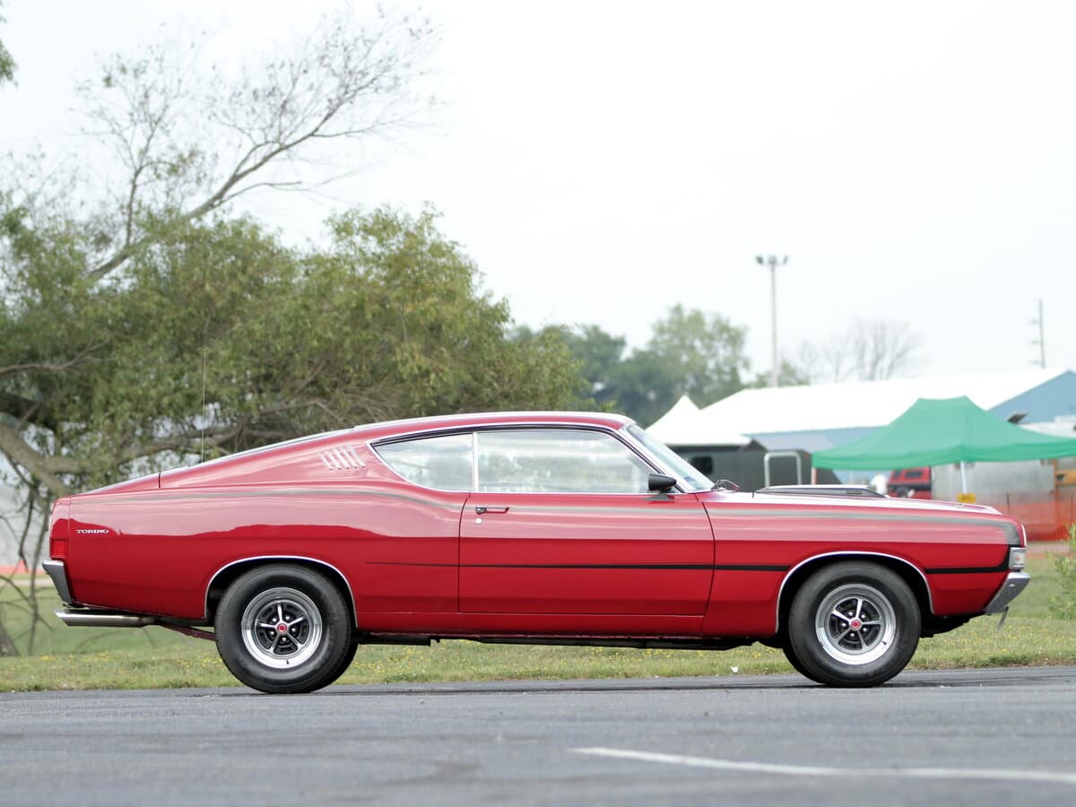 Ford Torino I — Yandan