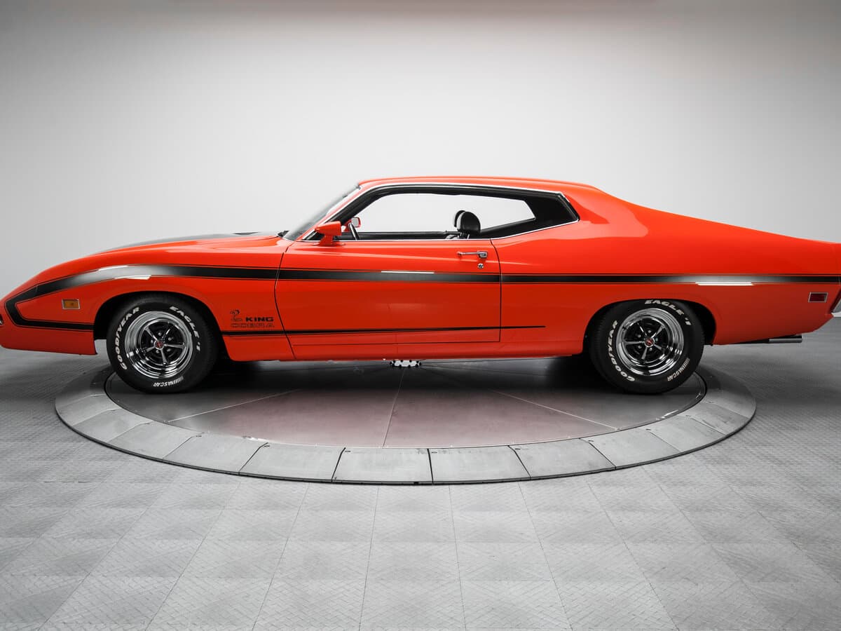 Ford Torino II — Yandan