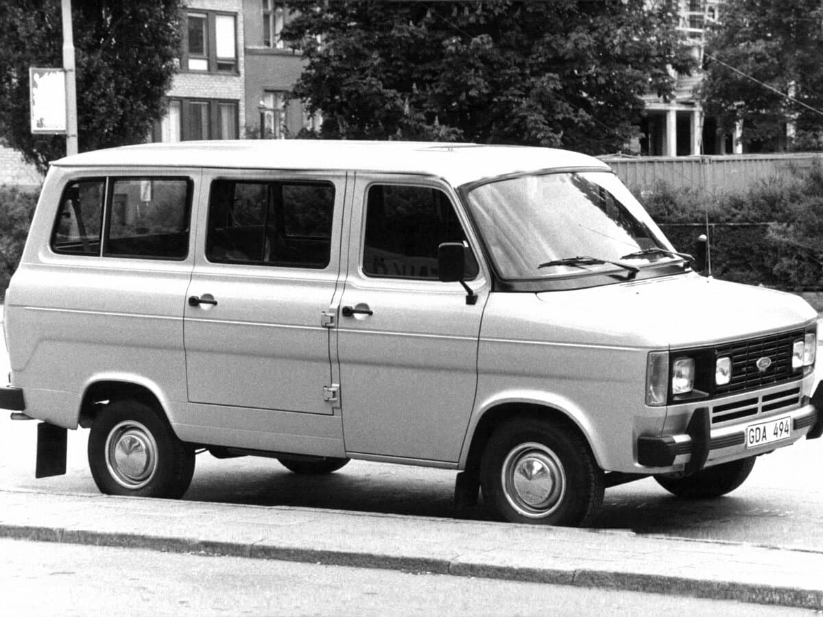 Ford Transit III — Yandan