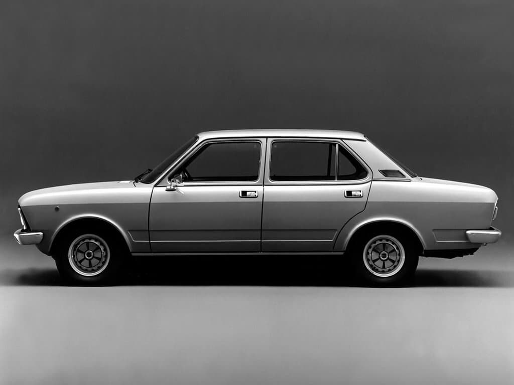 FSO 132p 1974 – 1978 — Yandan