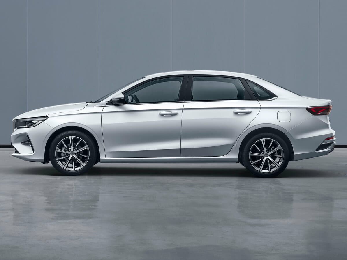 Geely Emgrand II — Yandan