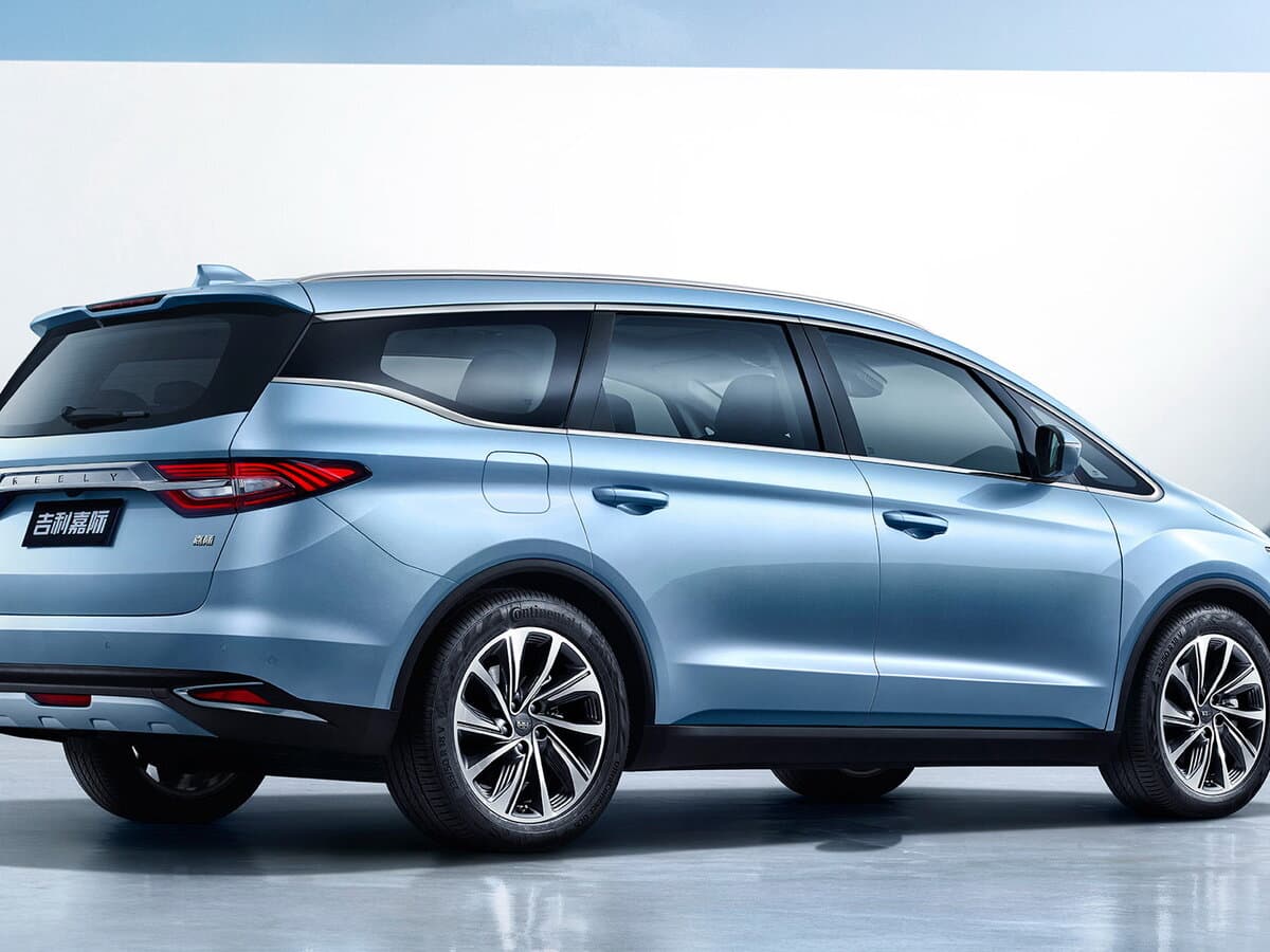 Geely Jiaji I — 3/4 arxadan