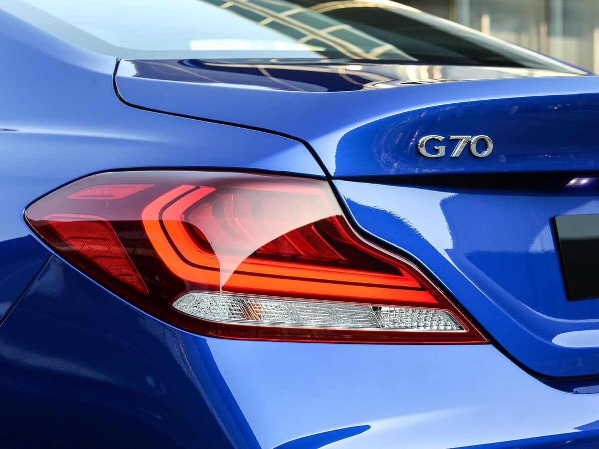 Genesis G70 I — Detal