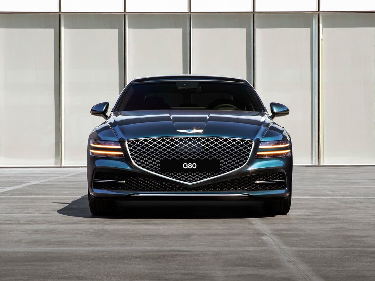 Genesis G80 II — Öndən