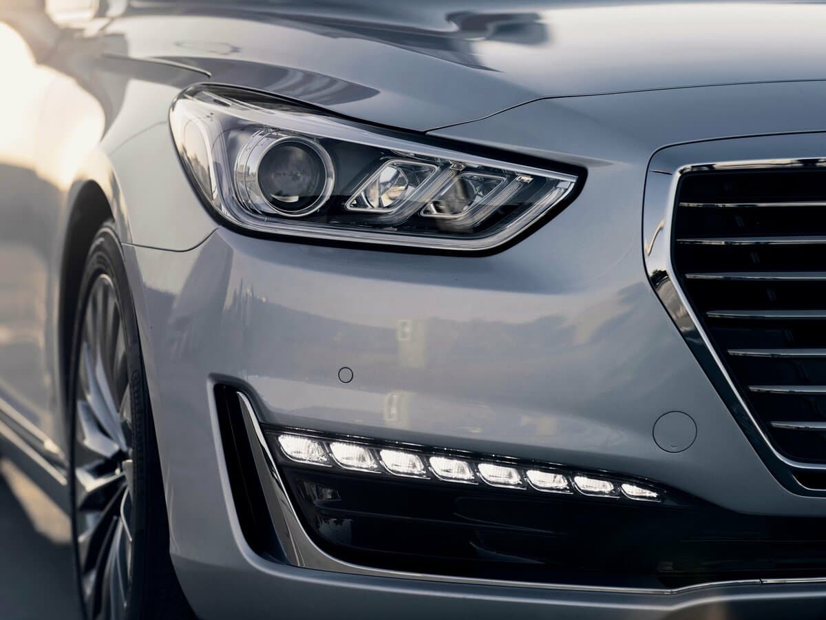 Genesis G90 I — Fara