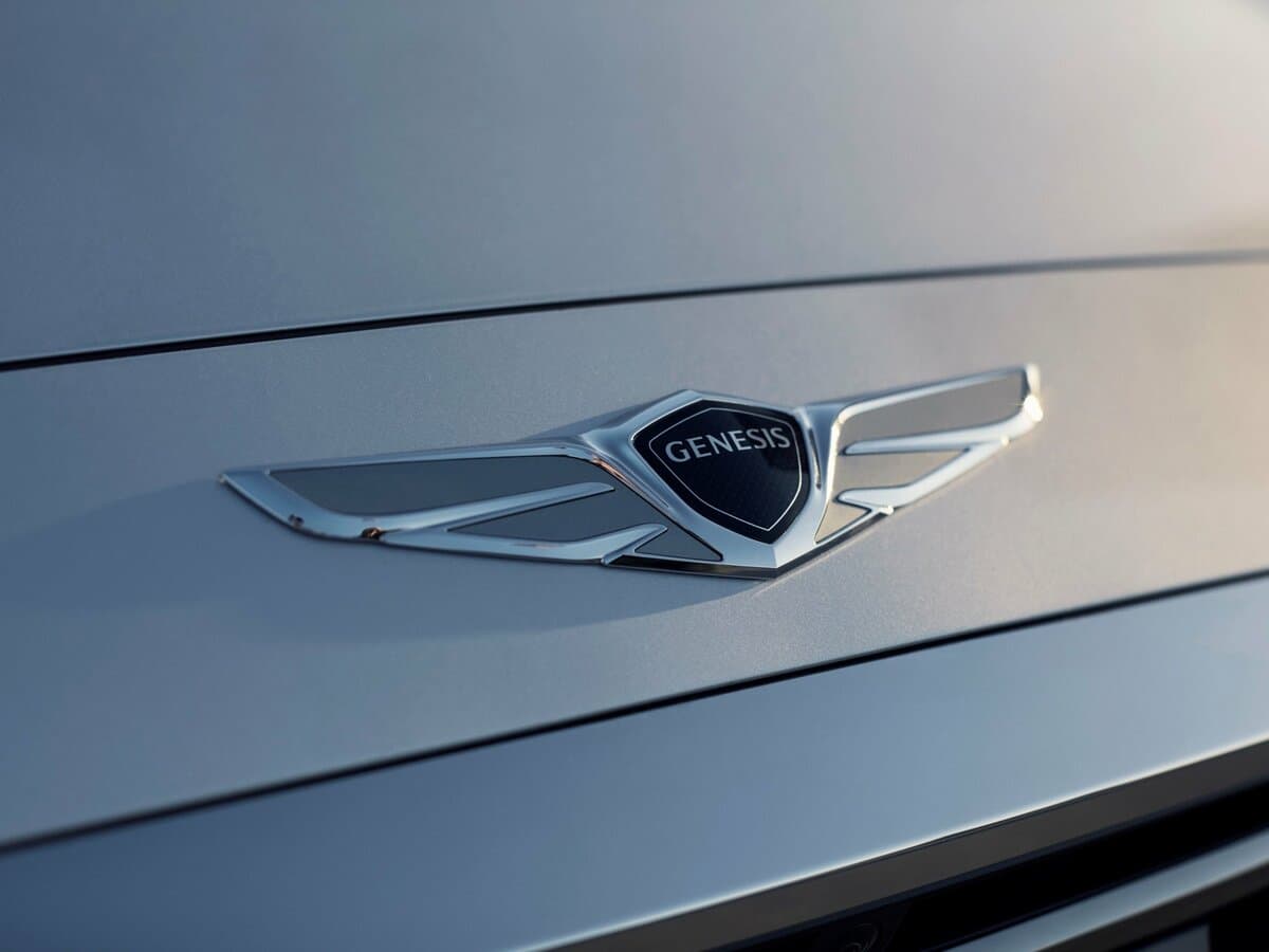 Genesis G90 I — Salon, arxadan