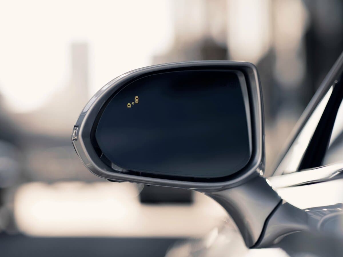 Genesis G90 I — Yan güzgü